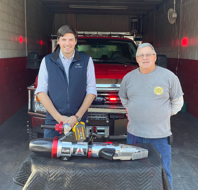 Puritan Medical Products Donates $15,000 to Orlinda, TN Fire Department for “Jaws of Life”